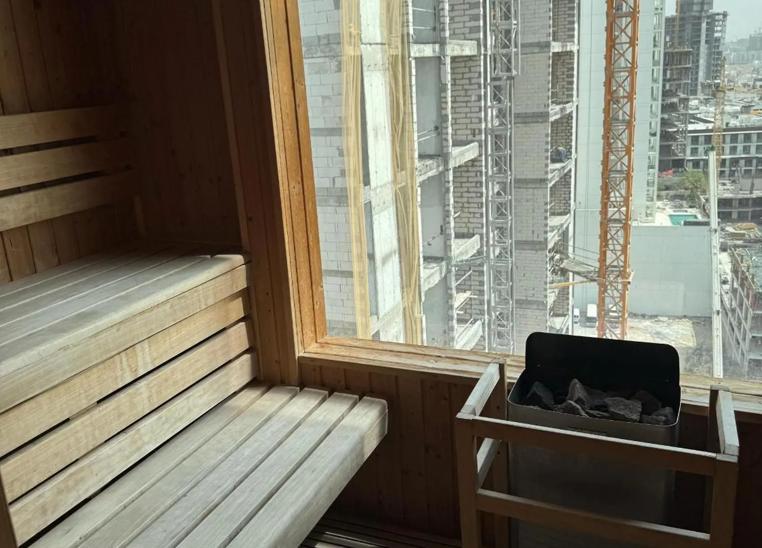 Blue Bell Elegance- Chic 1Br Getaway Apartment Dubai 0*,