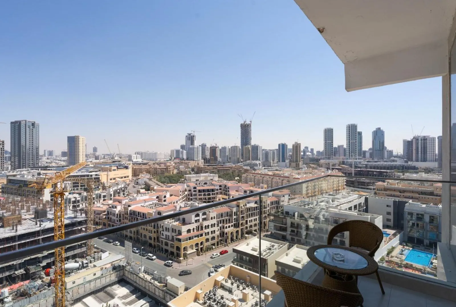 Blue Bell Elegance- Chic 1Br Getaway Apartment Dubai 0*,  United Arab Emirates